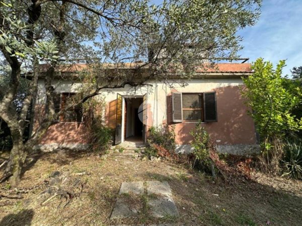casa indipendente in vendita a Fara in Sabina in zona Passo Corese