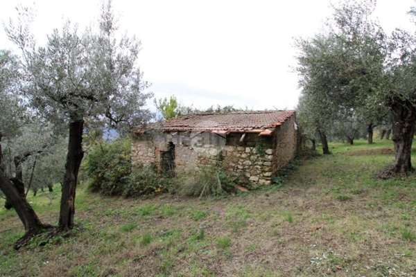 appartamento in vendita a Fara in Sabina in zona Talocci