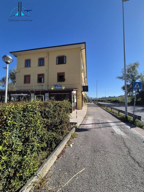 appartamento in vendita a Fara in Sabina in zona Passo Corese