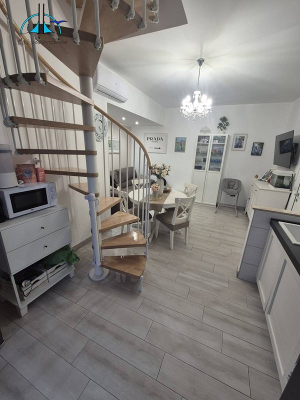 appartamento in vendita a Fara in Sabina in zona Passo Corese