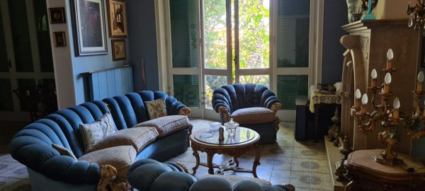 casa indipendente in vendita a Fara in Sabina