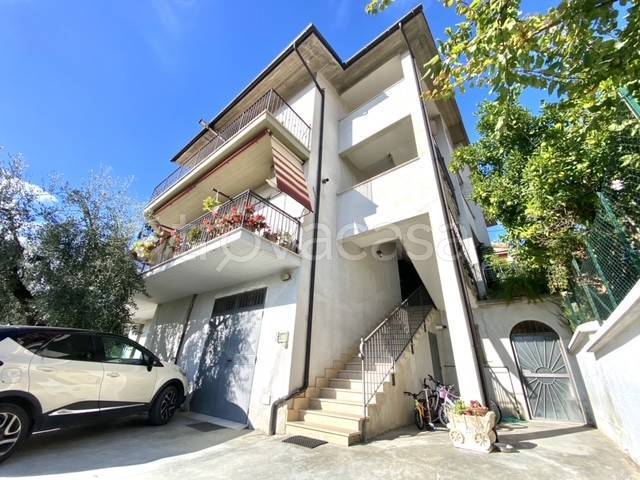 appartamento in vendita a Fara in Sabina in zona Talocci