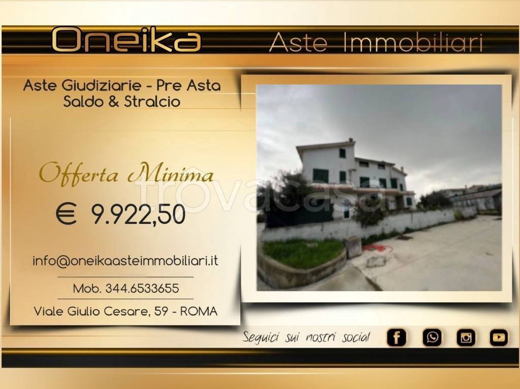 casa indipendente in vendita a Fara in Sabina