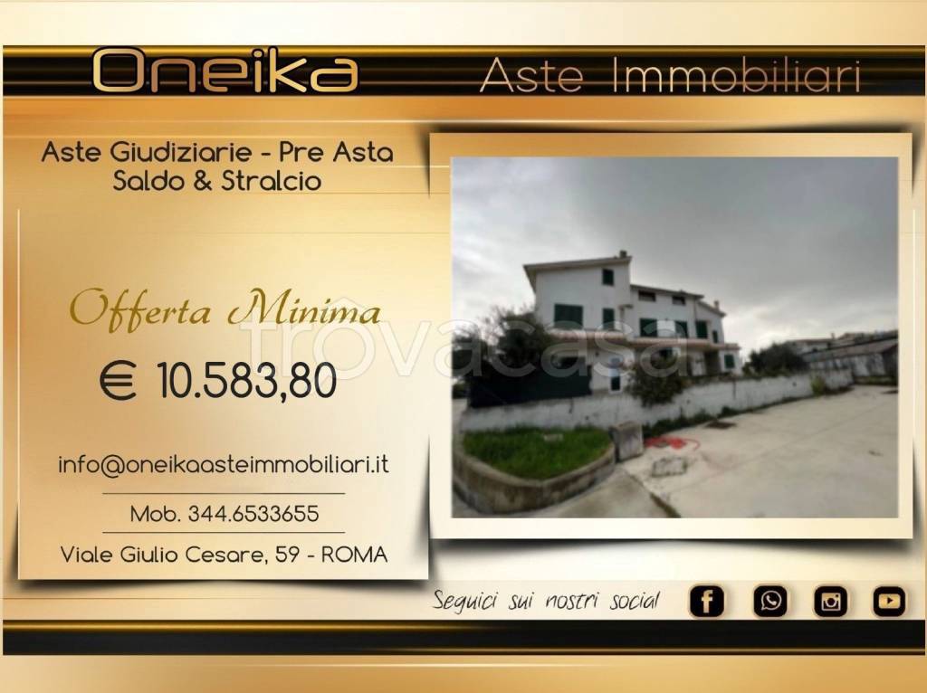 casa indipendente in vendita a Fara in Sabina