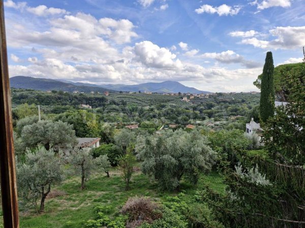 casa indipendente in vendita a Fara in Sabina in zona Passo Corese