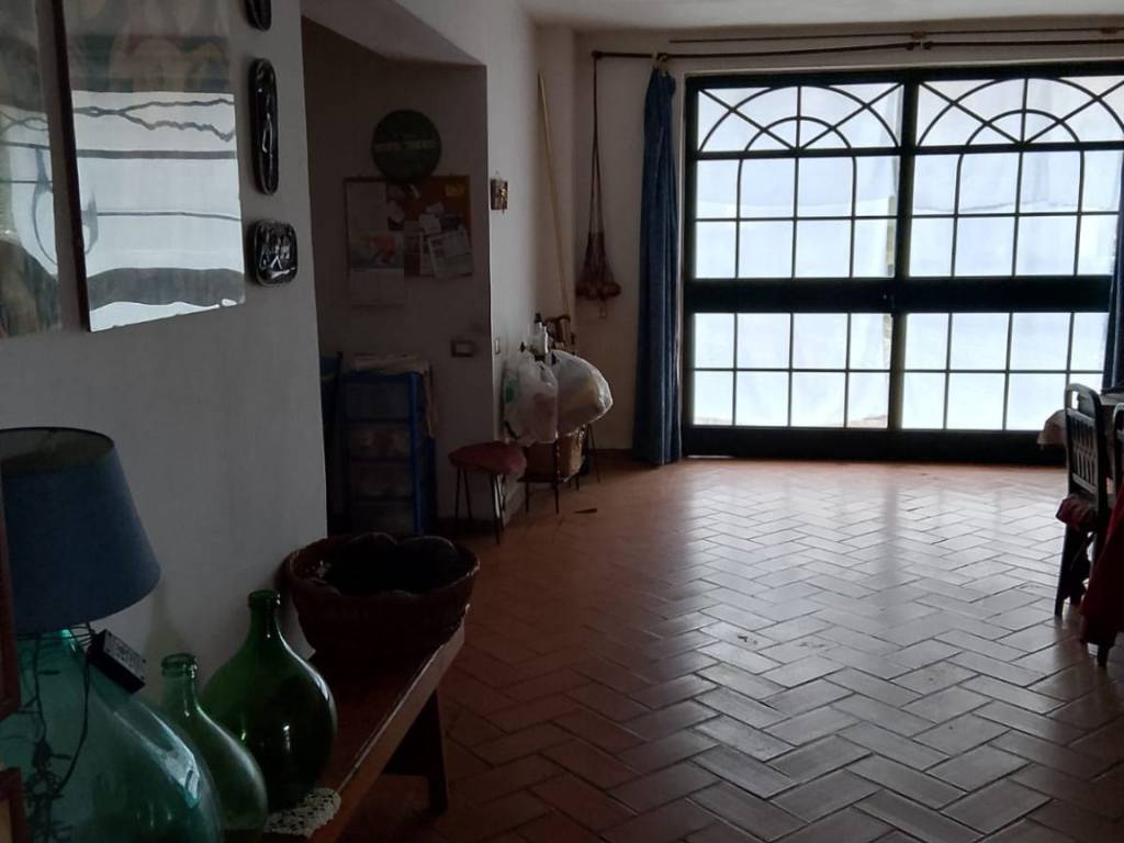 appartamento in vendita a Fara in Sabina in zona Corese Terra