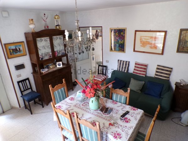 casa semindipendente in vendita a Fara in Sabina