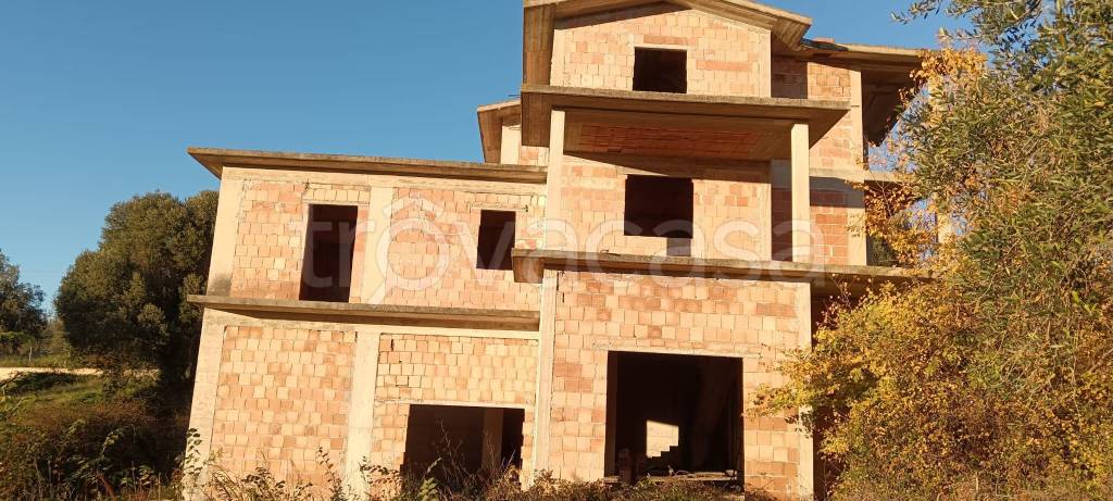 casa indipendente in vendita a Fara in Sabina in zona Corese Terra