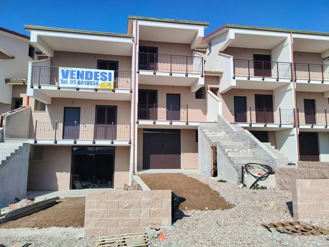 casa indipendente in vendita a Fara in Sabina in zona Primecase