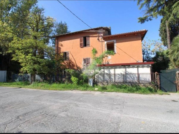 appartamento in vendita a Fara in Sabina in zona Passo Corese