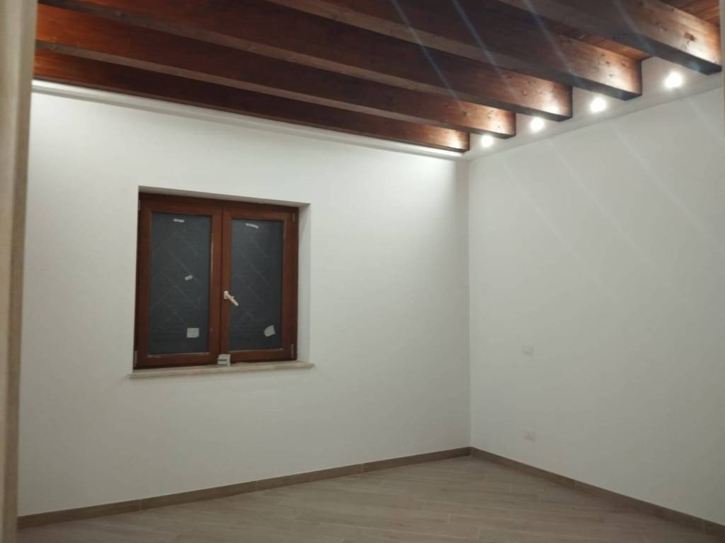 casa indipendente in vendita a Fara in Sabina in zona Passo Corese