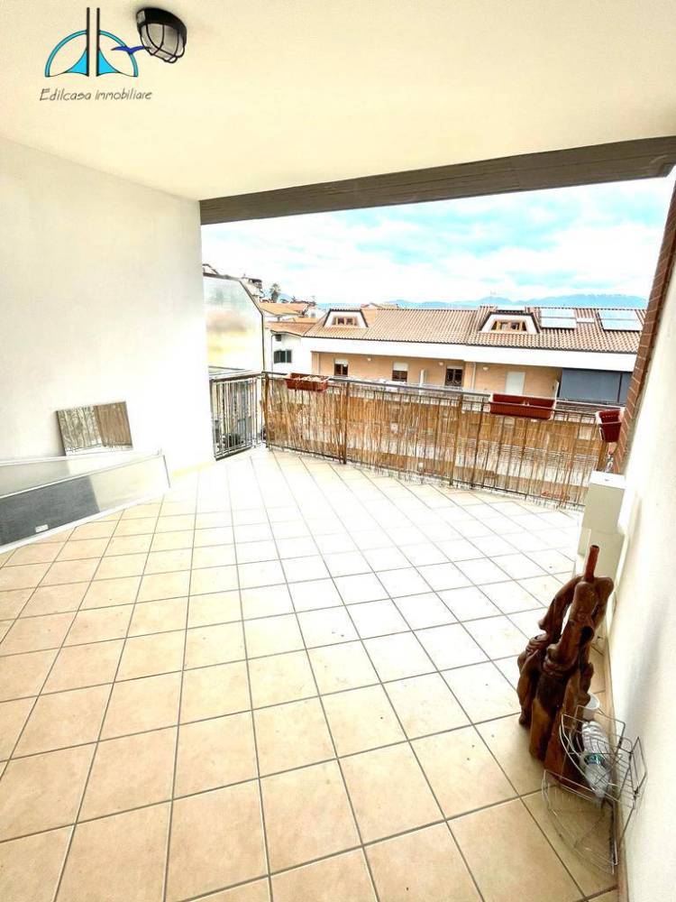 appartamento in vendita a Fara in Sabina in zona Passo Corese