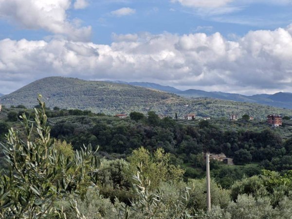 casa indipendente in vendita a Fara in Sabina in zona Passo Corese