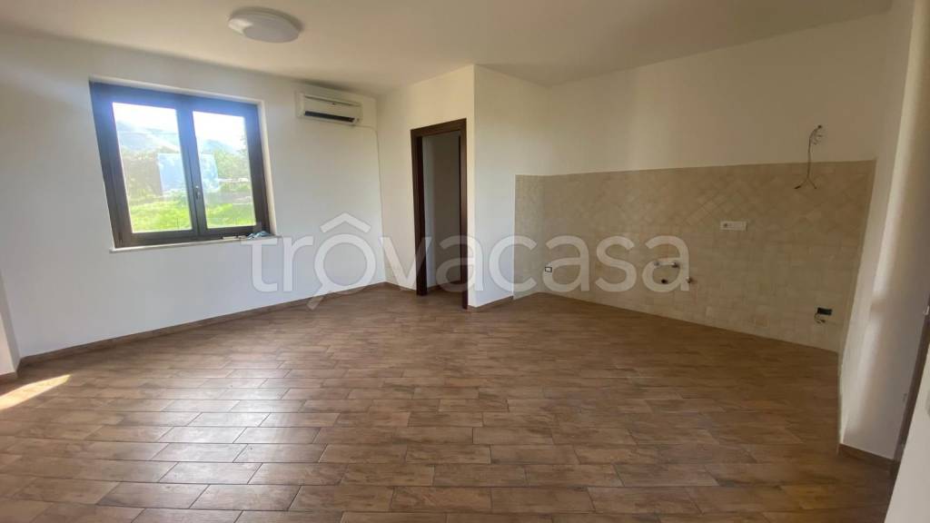 appartamento in vendita a Fara in Sabina