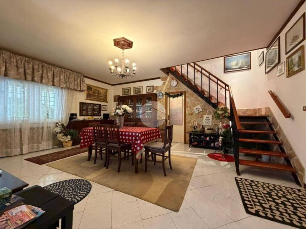 casa indipendente in vendita a Fara in Sabina in zona Passo Corese