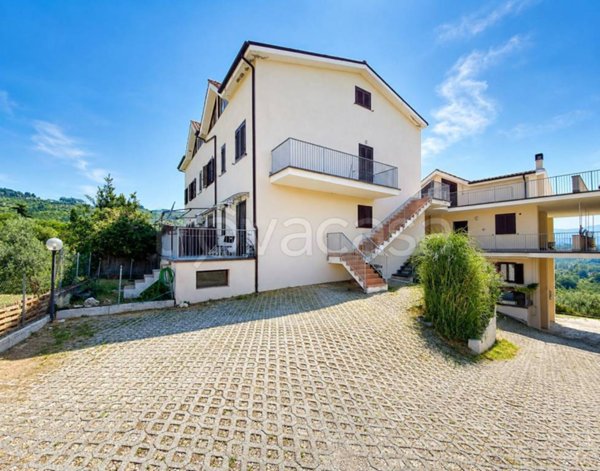 appartamento in vendita a Fara in Sabina in zona Coltodino