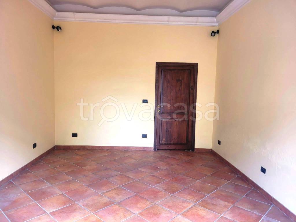 appartamento in vendita a Fara in Sabina in zona Passo Corese