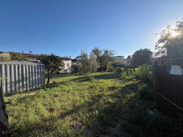 terreno in vendita a Fara in Sabina