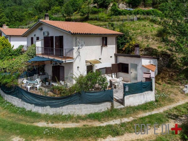 casa indipendente in vendita a Fiamignano in zona Gamagna