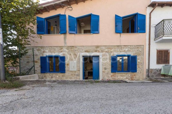 casa indipendente in vendita a Fiamignano in zona Arapetrianni