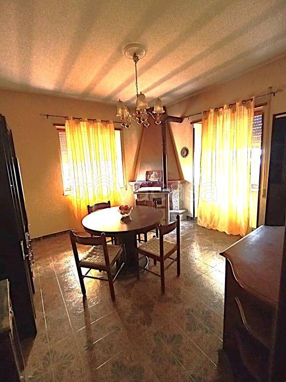 appartamento in vendita a Fiamignano in zona Colle Mazzolino