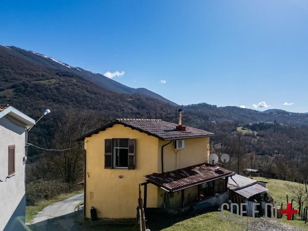 appartamento in vendita a Fiamignano in zona Santo Stefano