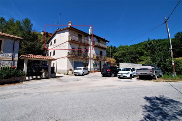 appartamento in vendita a Fiamignano in zona Peschieta