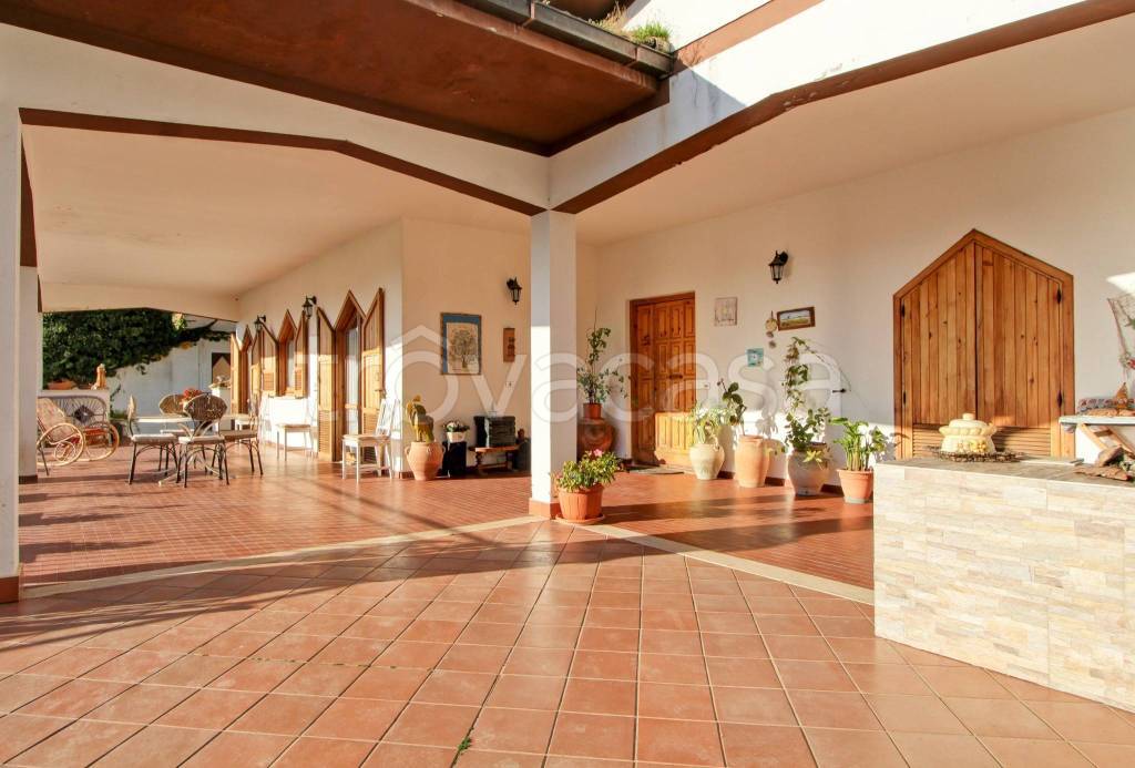 casa indipendente in vendita a Forano