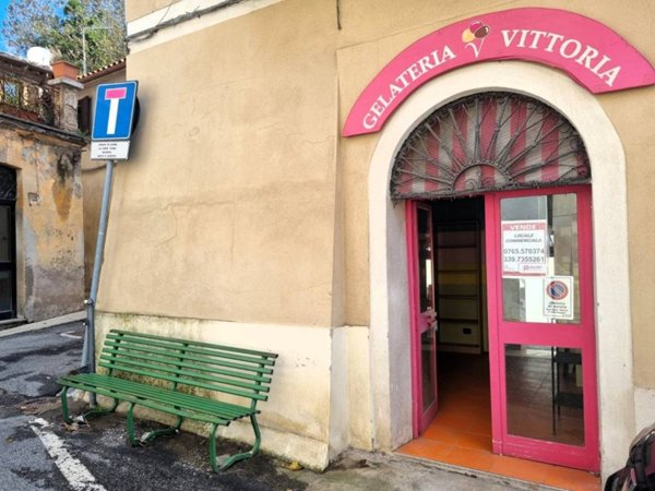negozio in vendita a Forano