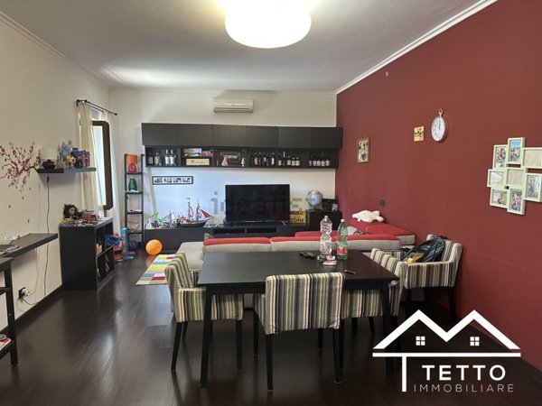 casa semindipendente in vendita a Forano