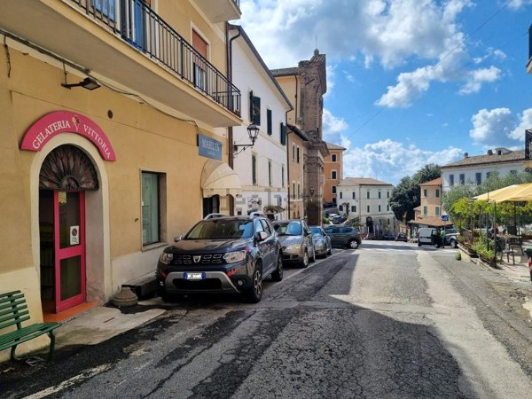 ufficio in vendita a Forano