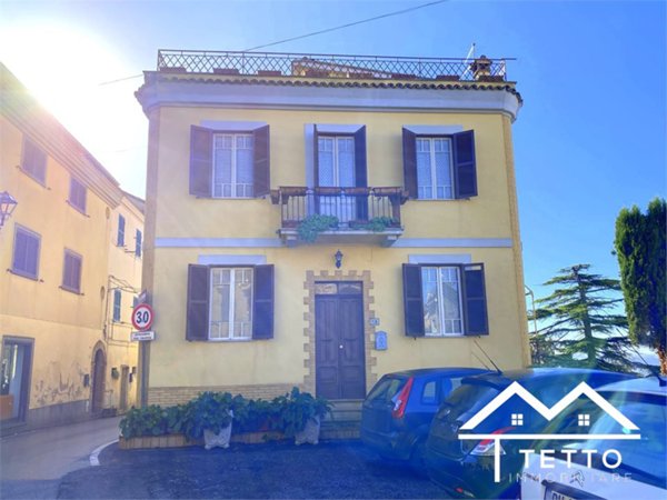 intera palazzina in vendita a Forano