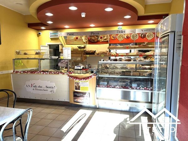 casa semindipendente in vendita a Forano