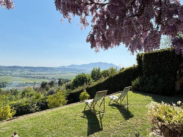 casa indipendente in vendita a Forano