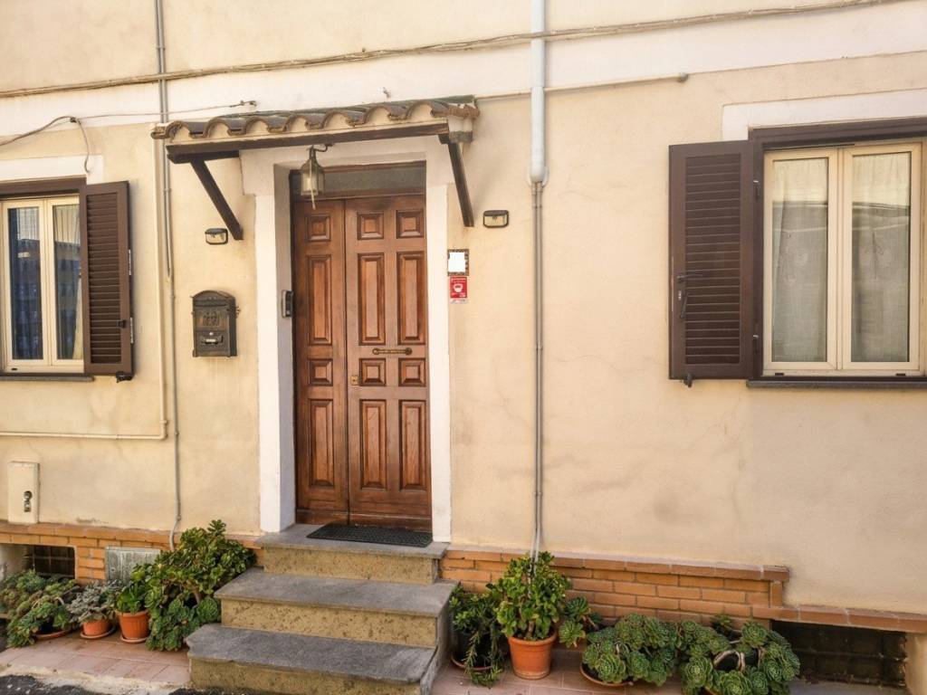 casa indipendente in vendita a Forano