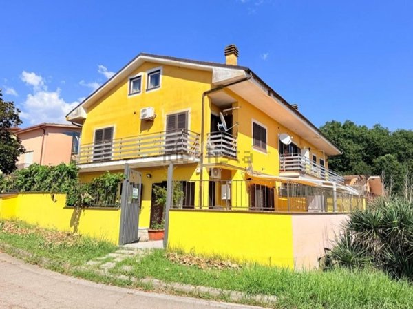 appartamento in vendita a Forano
