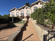 casa indipendente in vendita a Forano