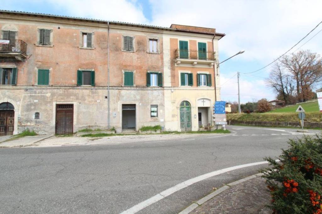 appartamento in vendita a Frasso Sabino