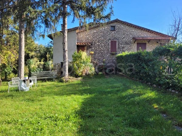 casa indipendente in vendita a Greccio