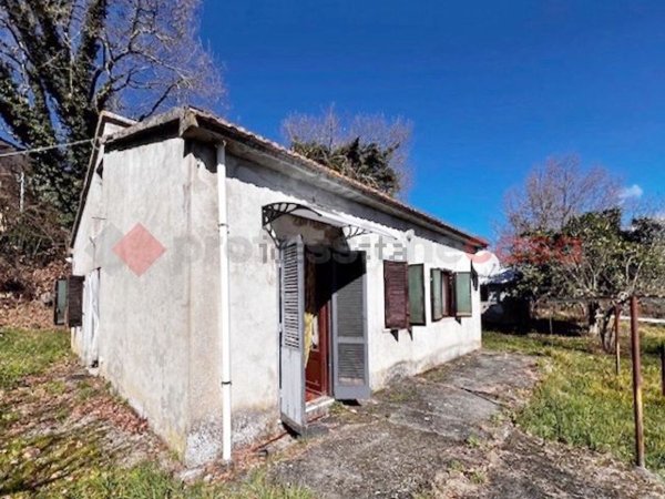 casa indipendente in vendita a Greccio
