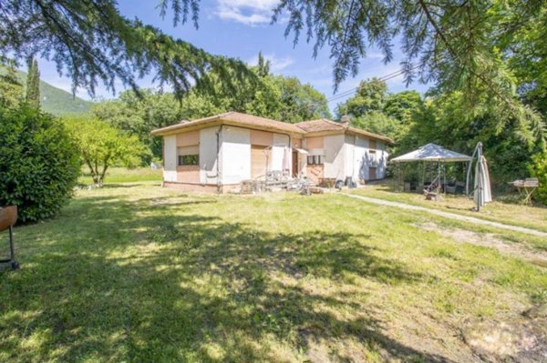 casa indipendente in vendita a Greccio