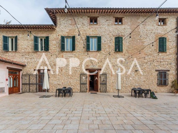 intera palazzina in vendita a Greccio