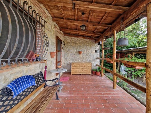 casa indipendente in vendita a Greccio