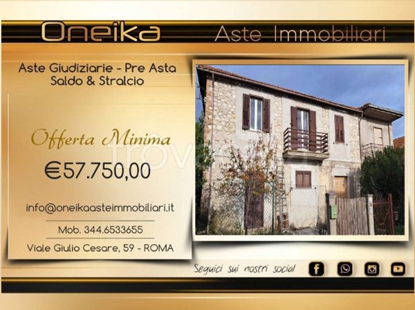 casa indipendente in vendita a Greccio