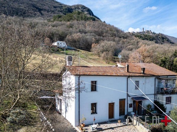 casa indipendente in vendita a Greccio