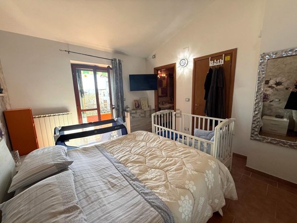 casa indipendente in vendita a Greccio