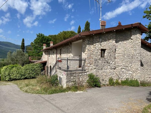 appartamento in vendita a Labro