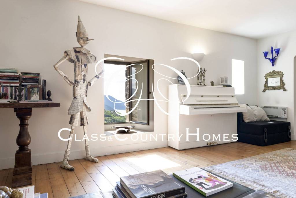 casa indipendente in vendita a Labro