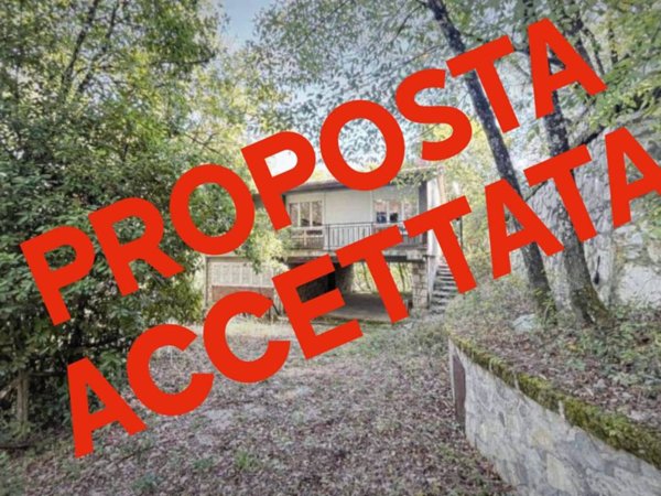 casa indipendente in vendita a Labro