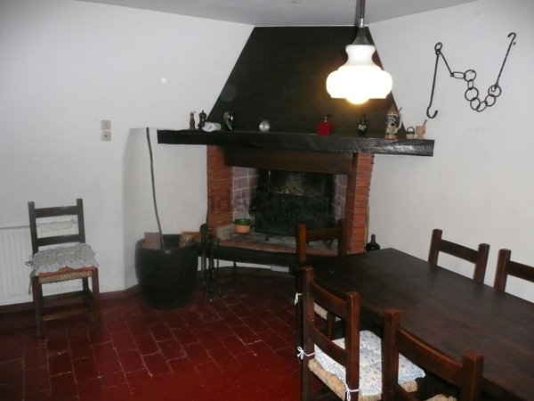 esavano in vendita a Labro